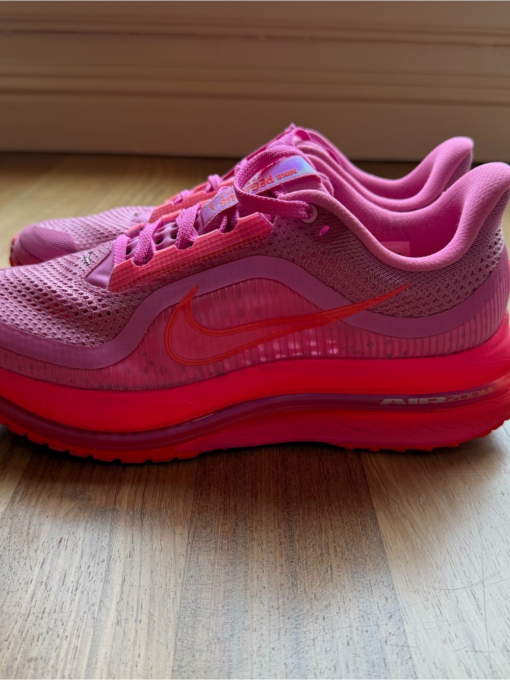 Nike Women’s Air Pegasus Premium Hot Pink Athletic Running Shoes - Picture 2 of 5